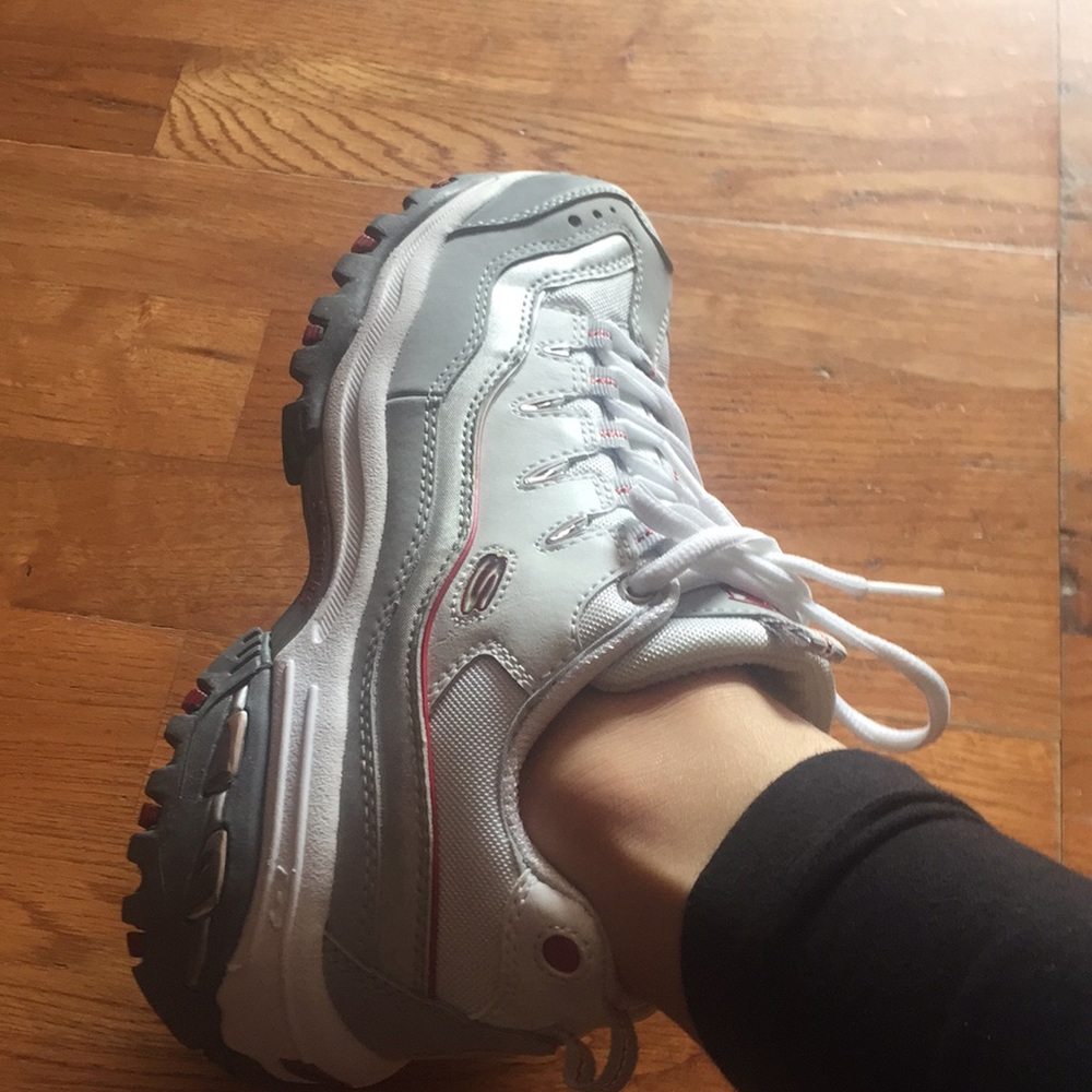 Women’s sketchers sneakers